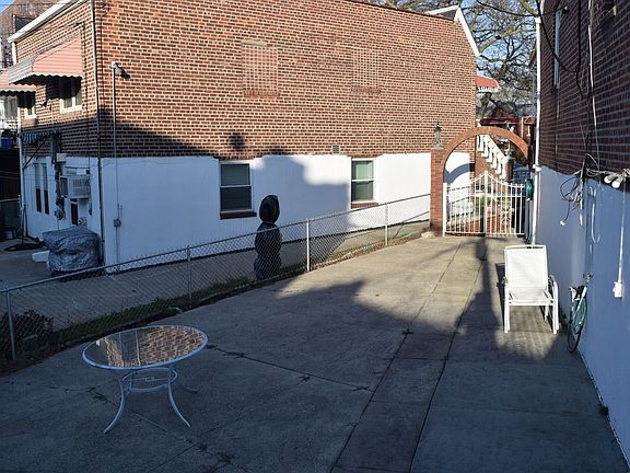 2nd image of 274 Bay 22nd St