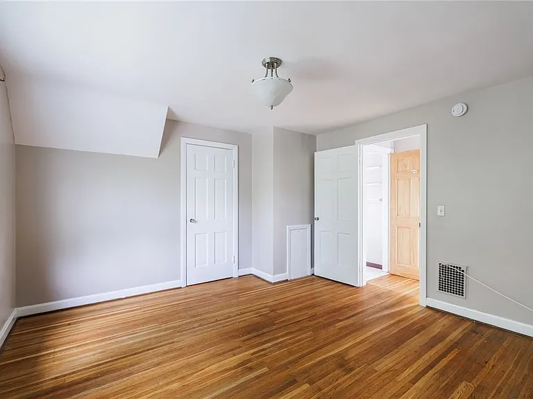 1619 South Ave — Photo 8