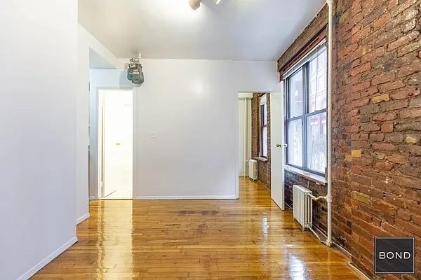 Rented by Bond New York | media 12