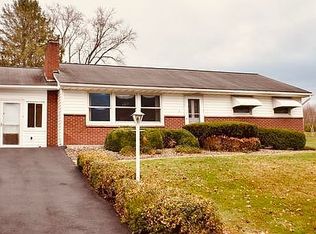 112 Cedar Hts, Mill Hall, PA 17751