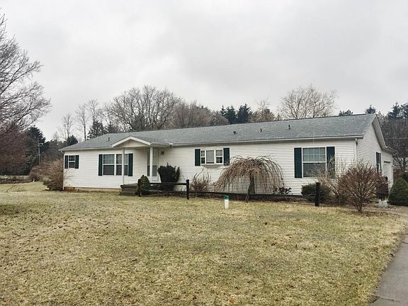 2nd image of 836 E Park Dr