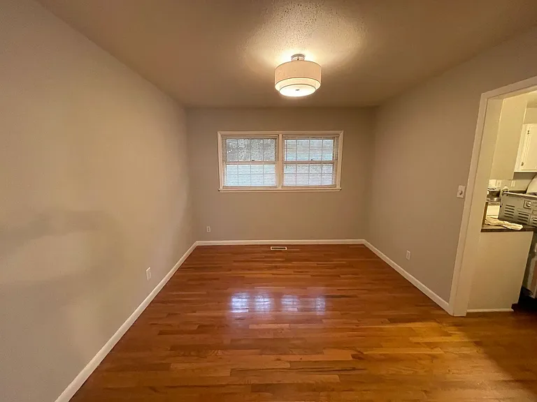 2902 Highbrook Ct — Photo 5