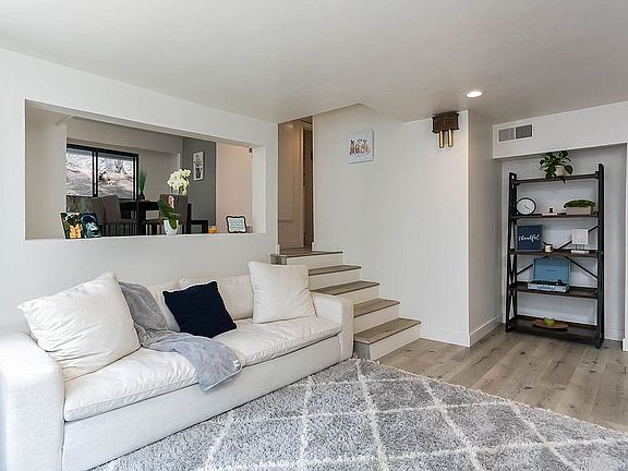 4th image of 80 3rd Ave Unit 2