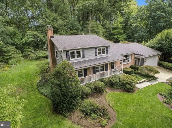 3403 Valewood Dr, Oakton, VA 22124