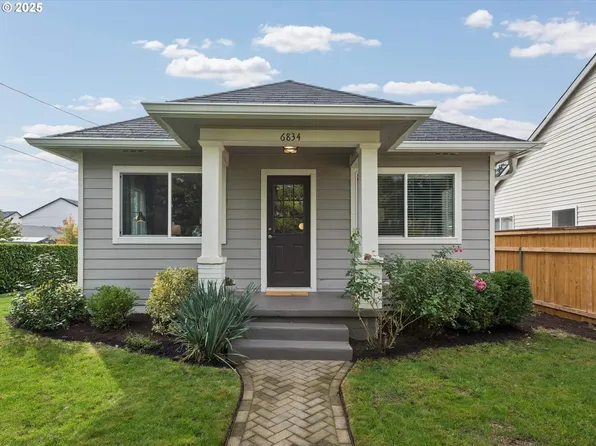 6834 SE Ogden St, Portland, OR 97206