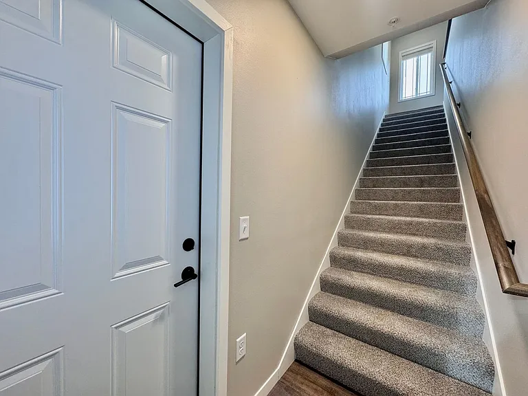 765 Meridian St — Photo 24