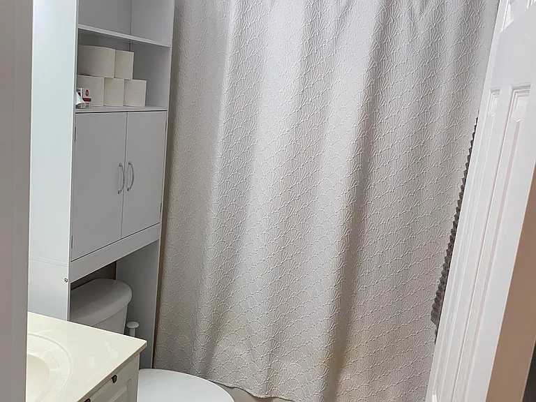 2nd Bathroom
