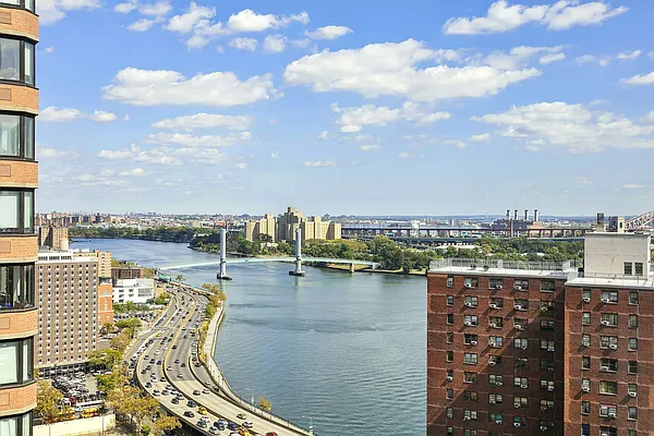 Sold by Compass | media 10