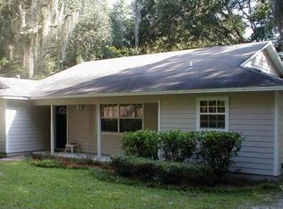 102 McMeekin Lake Ln, Hawthorne, FL 32640