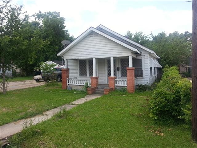 2nd image of 4002 Rosemont St