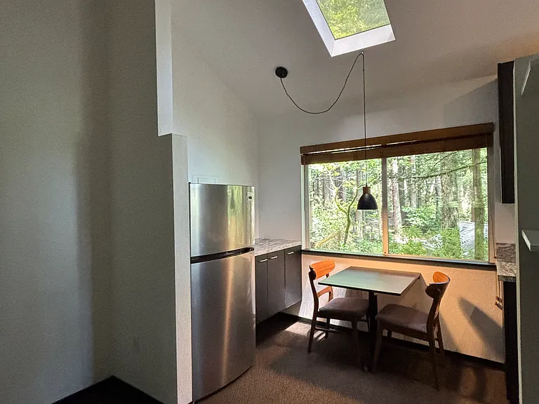 Kitchen dining area #2