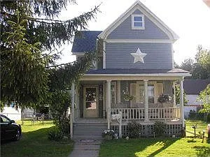 2766 West Ave photo 1
