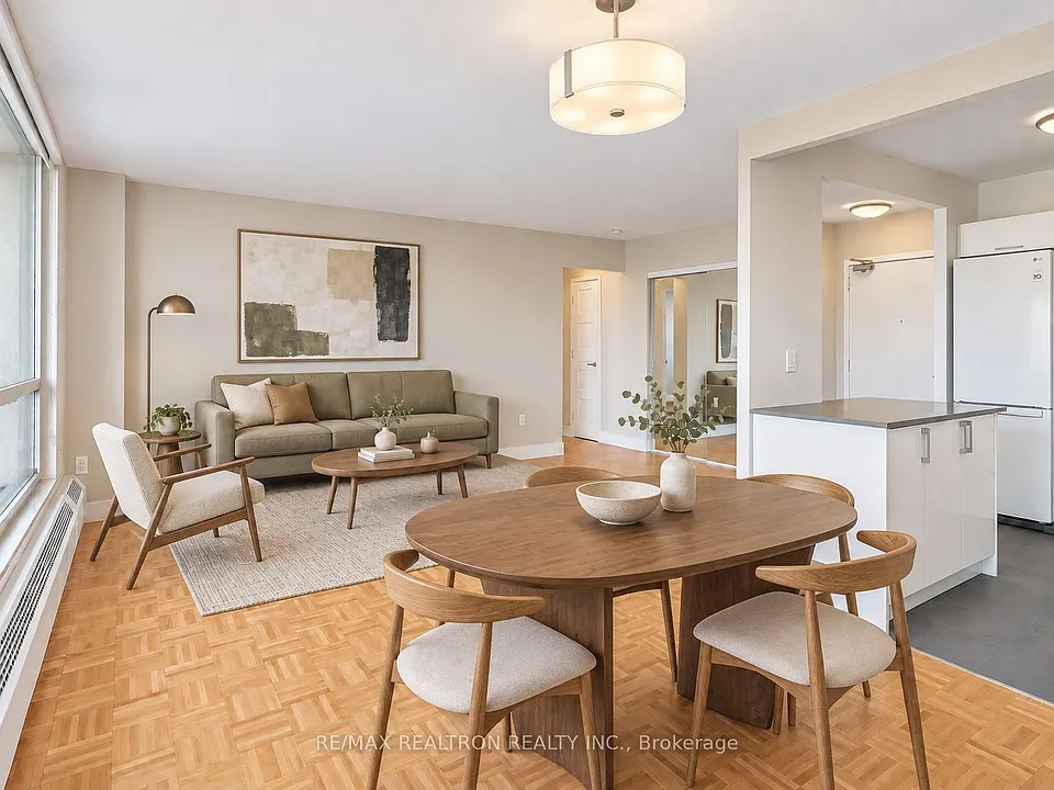 666 Spadina Ave #2209