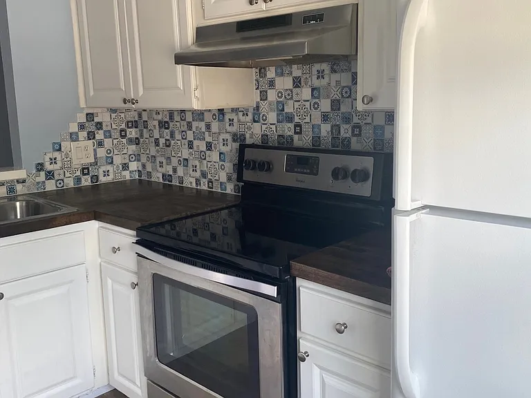 13984 Mission Oaks Blvd — Photo 2