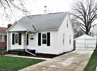 19170 E 13 Mile Rd, Roseville, MI 48066