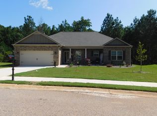 695 Skyview Dr, Commerce, GA 30529