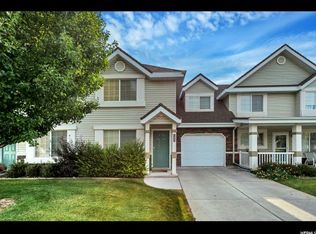 1406 Blossom Ln, Ogden, UT 84404