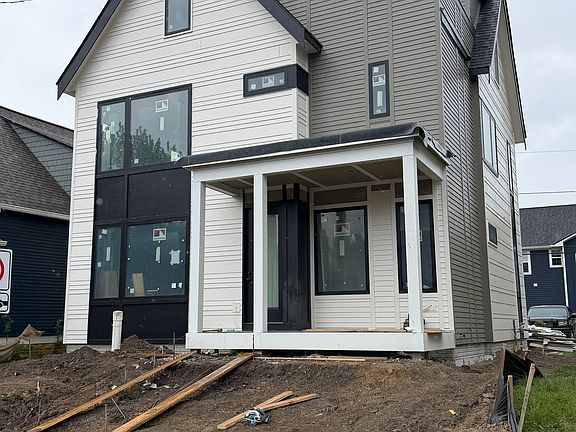 2nd image of 437 N Arsenal Ave