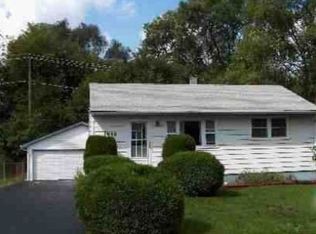 1840 Apache Rd, Waukegan, IL 60087