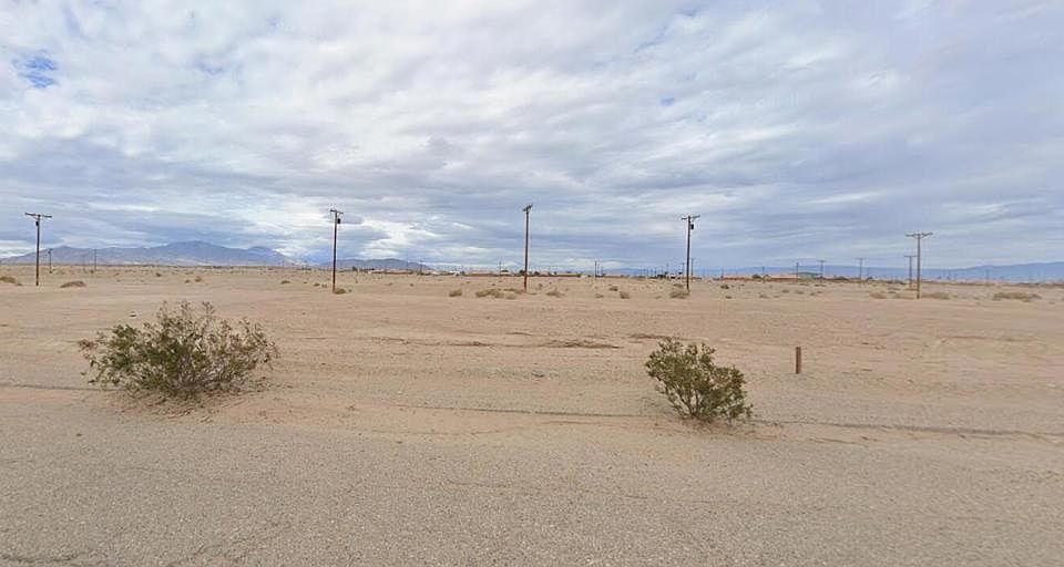 1st image of 1344 Riviera Cir