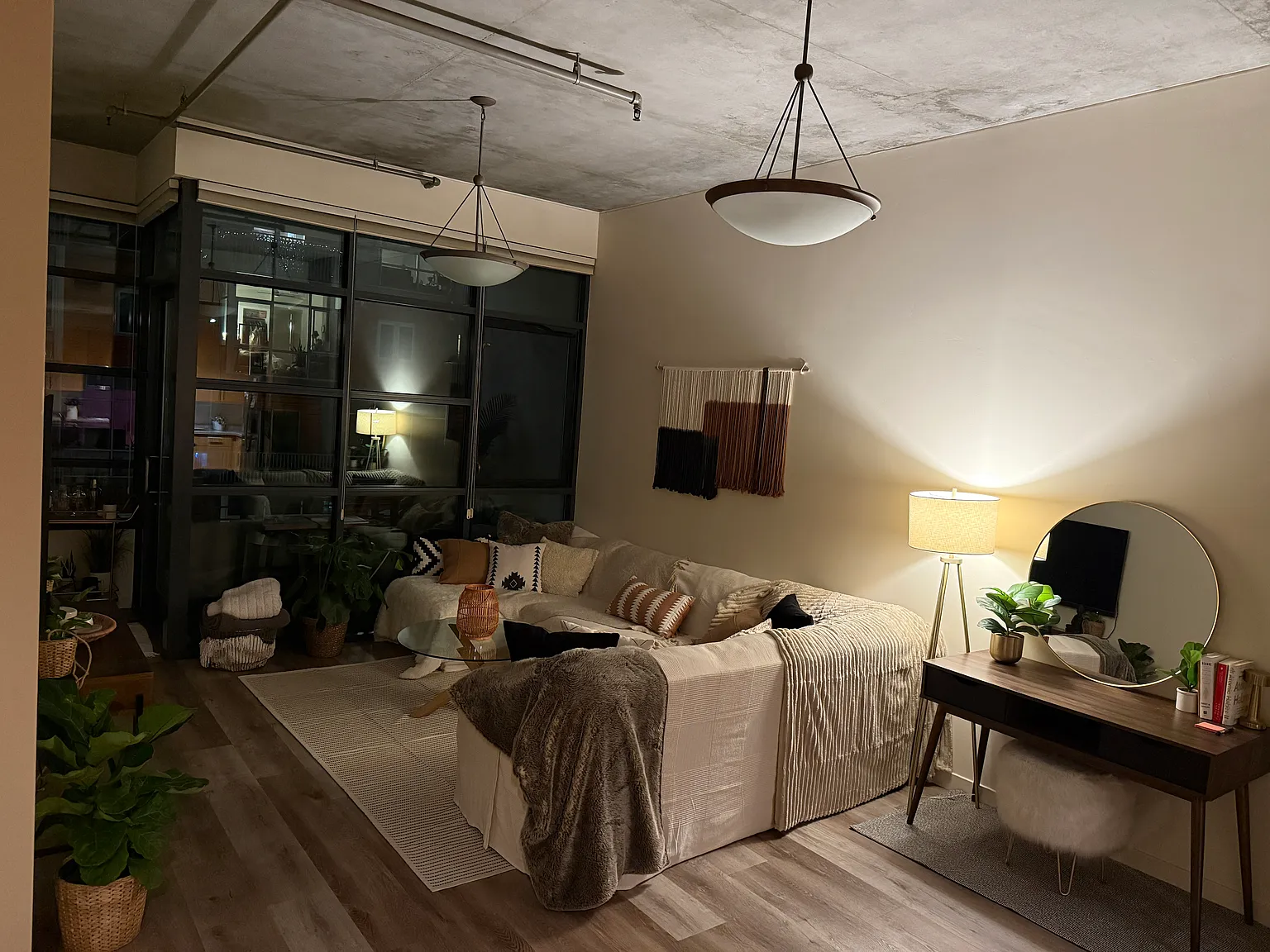 2 bed, 1155 sqft, $3,595 — Photo 3