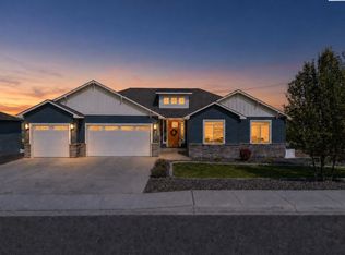 1725 S Currant St, Kennewick, WA 99338