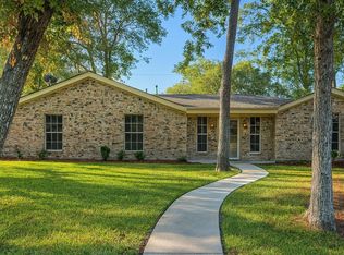 1819 Papoose Trl, Crosby, TX 77532