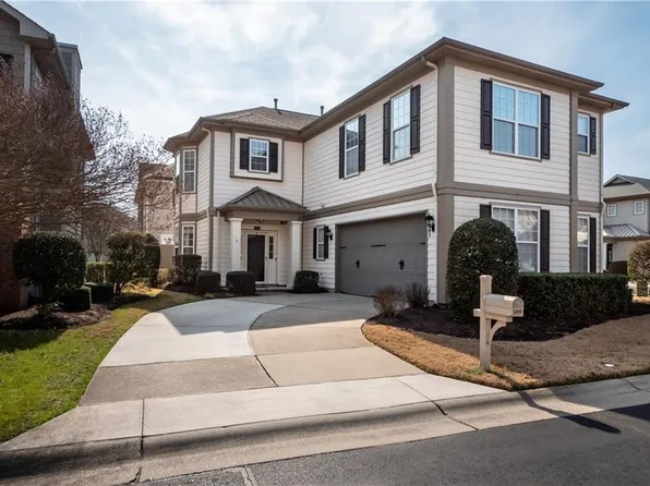 5209 Kirton Ct, Virginia Beach, VA 23455
