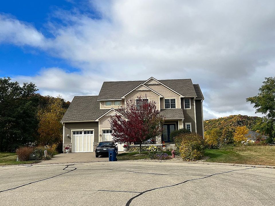 1st image of 105 Green Lake Ct