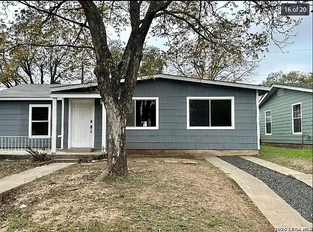 5411 Clark Ave — Photo 3