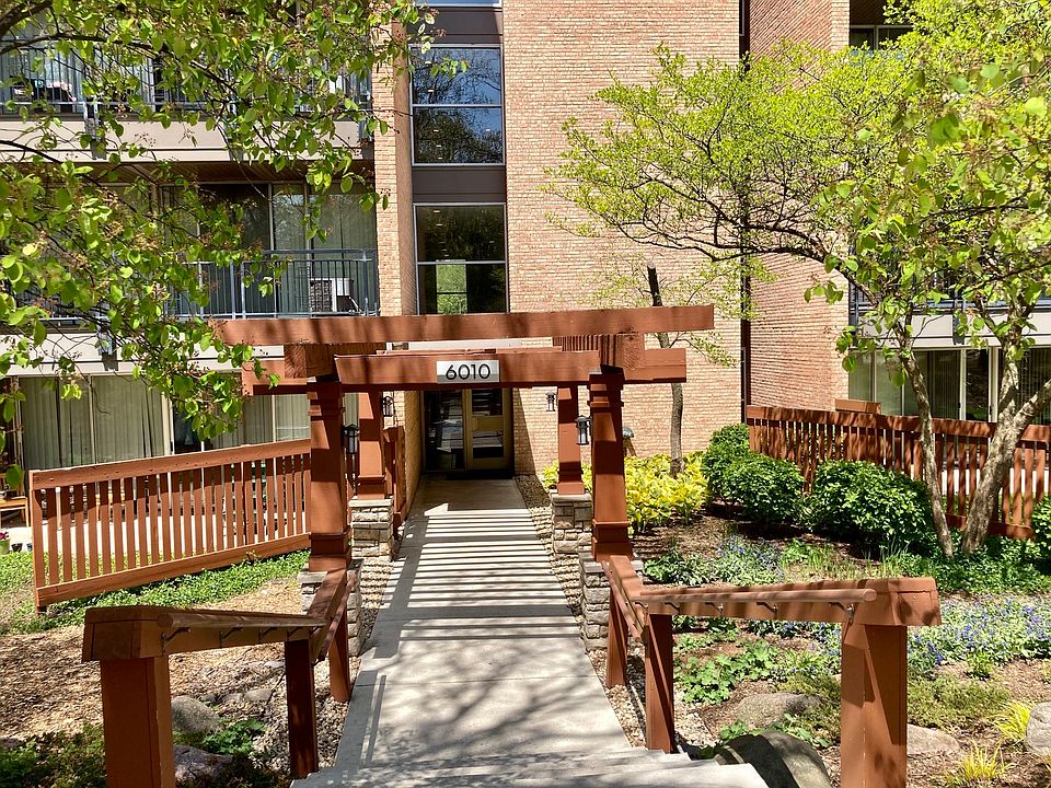 1st image of 6010 Oakwood Dr APT 3C