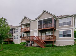 1485 Fox Pointe Cir, Ann Arbor, MI 48108