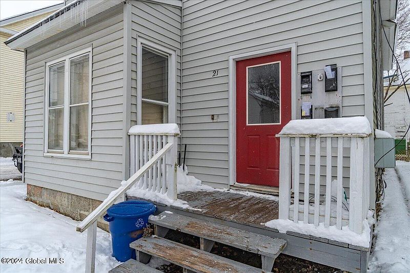 3rd image of 21 S Melcher Street
