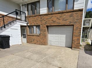 609 1/2 N 16th St, Bismarck, ND 58501