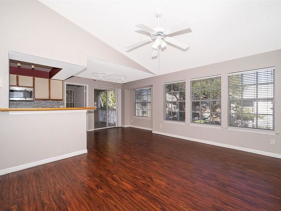 3rd image of 1041 S Hiawassee Rd APT 3021
