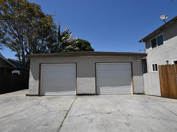 2nd image of 843 N 12th St