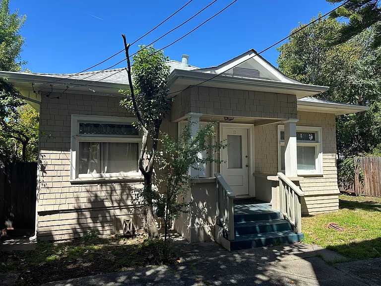 2634 Regent St #A — Photo 21