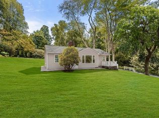 4 Mountain Dr, Garrison, NY 10524