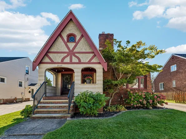 3439 Doris Rd, Cleveland, OH 44111