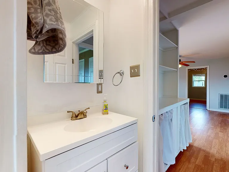 108 Hawkins Creek Ln — Photo 27