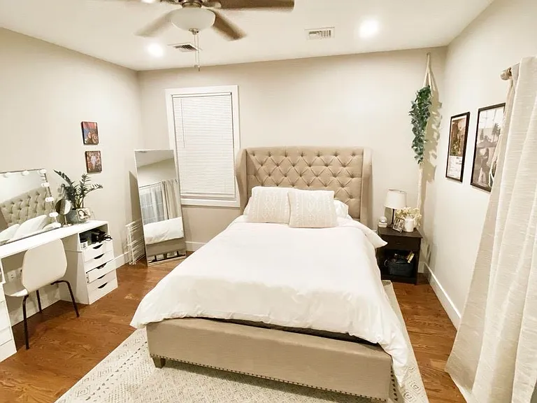 268 Griffith St #2 — Photo 13
