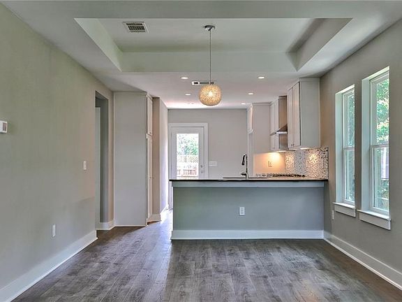 5th image of 5013 Evans Ave #A