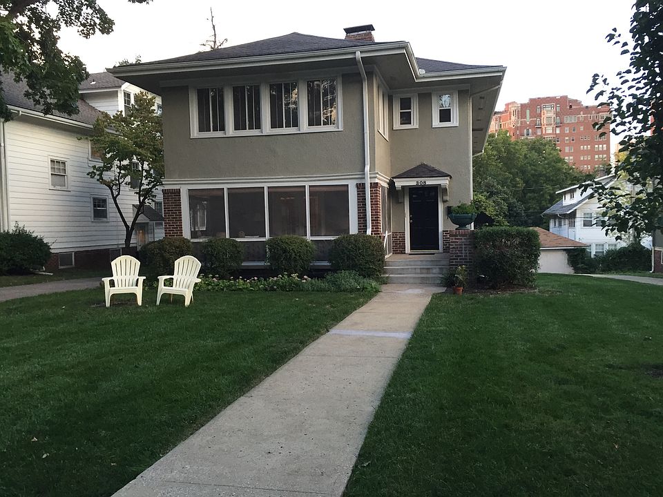 Front of duplex