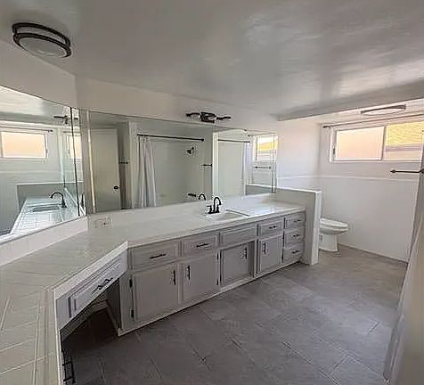 5th image of 11643 Eucalyptus Ave APT A