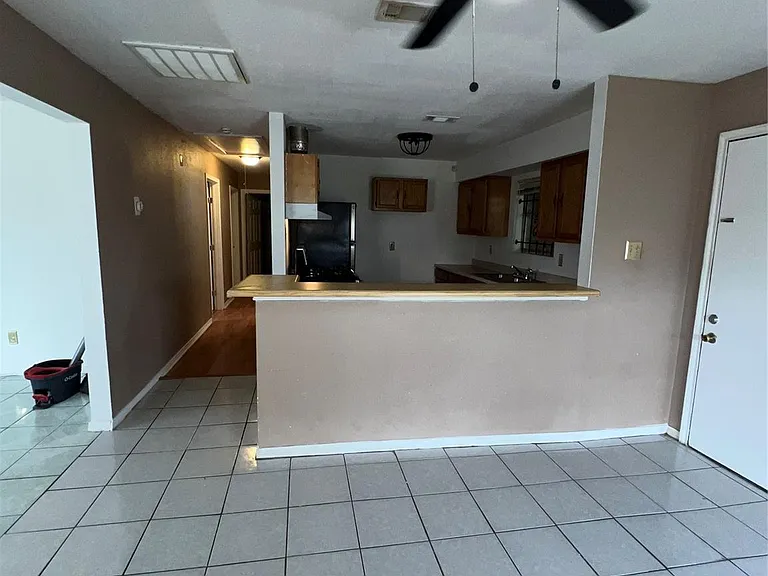 3613 Sparrow St — Photo 5