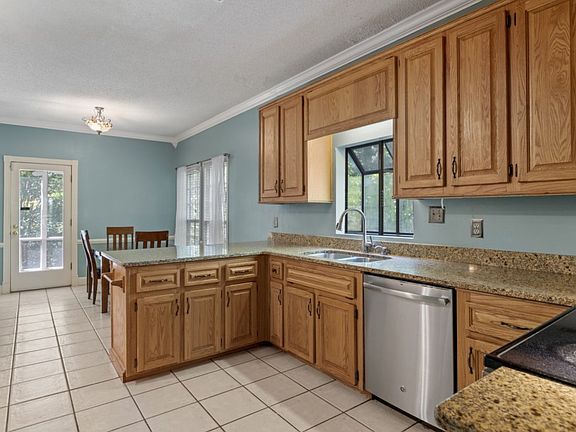 4th image of 503 Cherokee Mills Dr