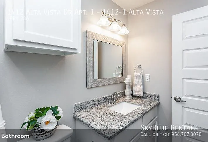 1412 Alta Vista Dr #1 — Photo 3