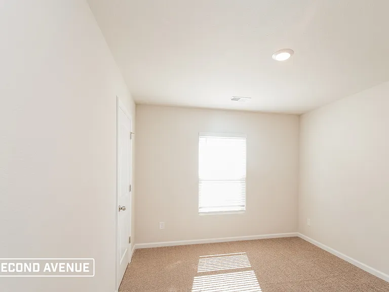 1013 Sease Garden Ct — Photo 7