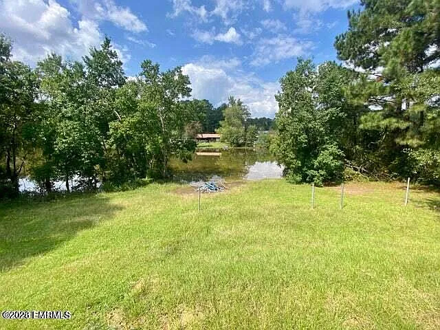 3683 Rollins Dr — Photo 2