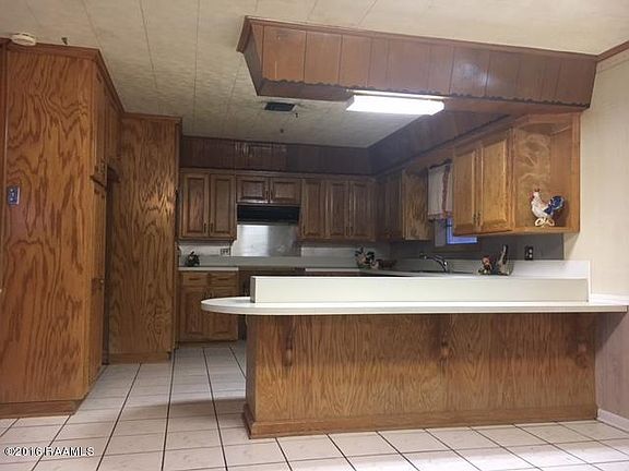 3rd image of 4315 Curtis Ln